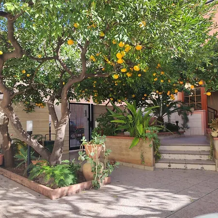 L'angolo Rosa Guest house Casa Santa (Trapani)